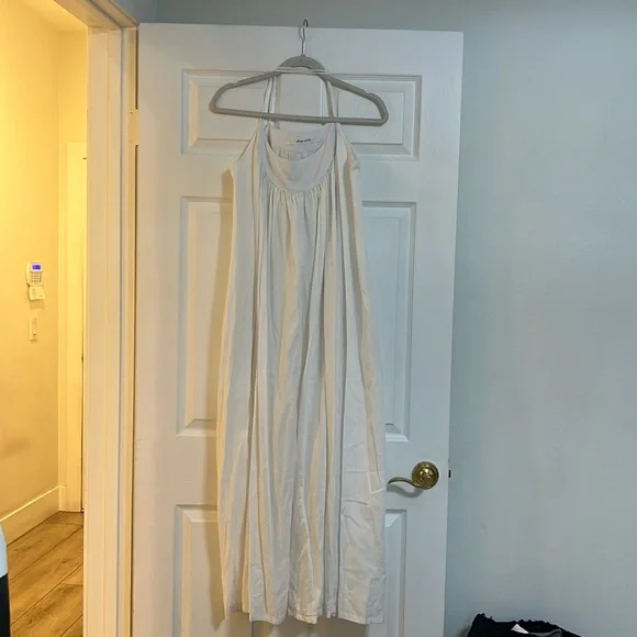 Enza Costa - Picture 1 of 3